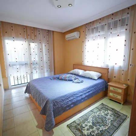 Villa Havuz: Organic Oasis With Pool And Sea Views *